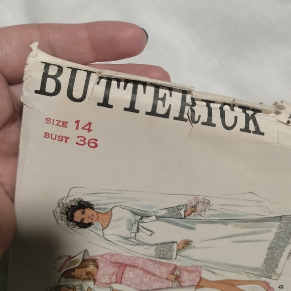 Vtg Wedding Butterick  Dress Sewing Pattern 5660 Size 14, Cut - Picture 4 of 7